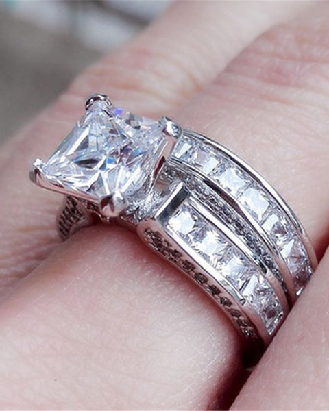 New Style Charm Couple Rings His Her Silver Color Princess Cut CZ Anniversary Promise Wedding Engagement Ring Sets