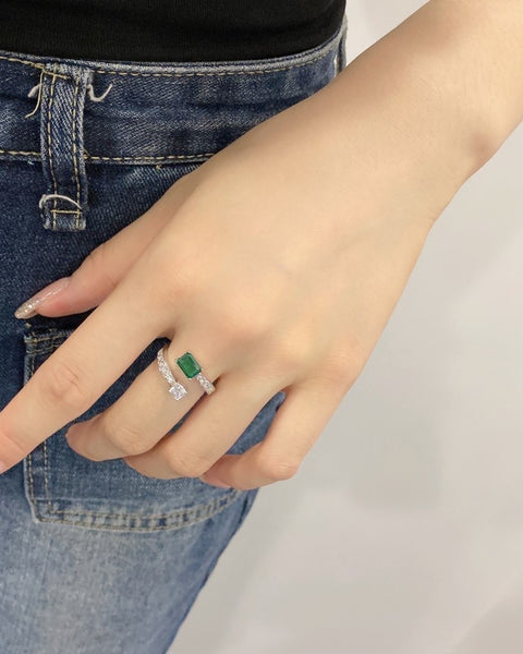 Korean-style Diamond Jewelry Ring Exquisite